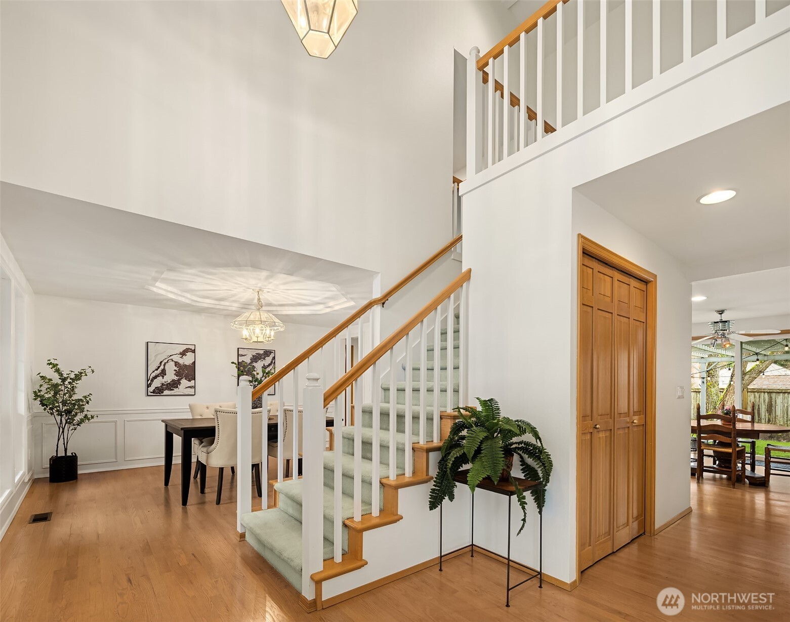 2122 221st Place NE, Sammamish, WA 98074