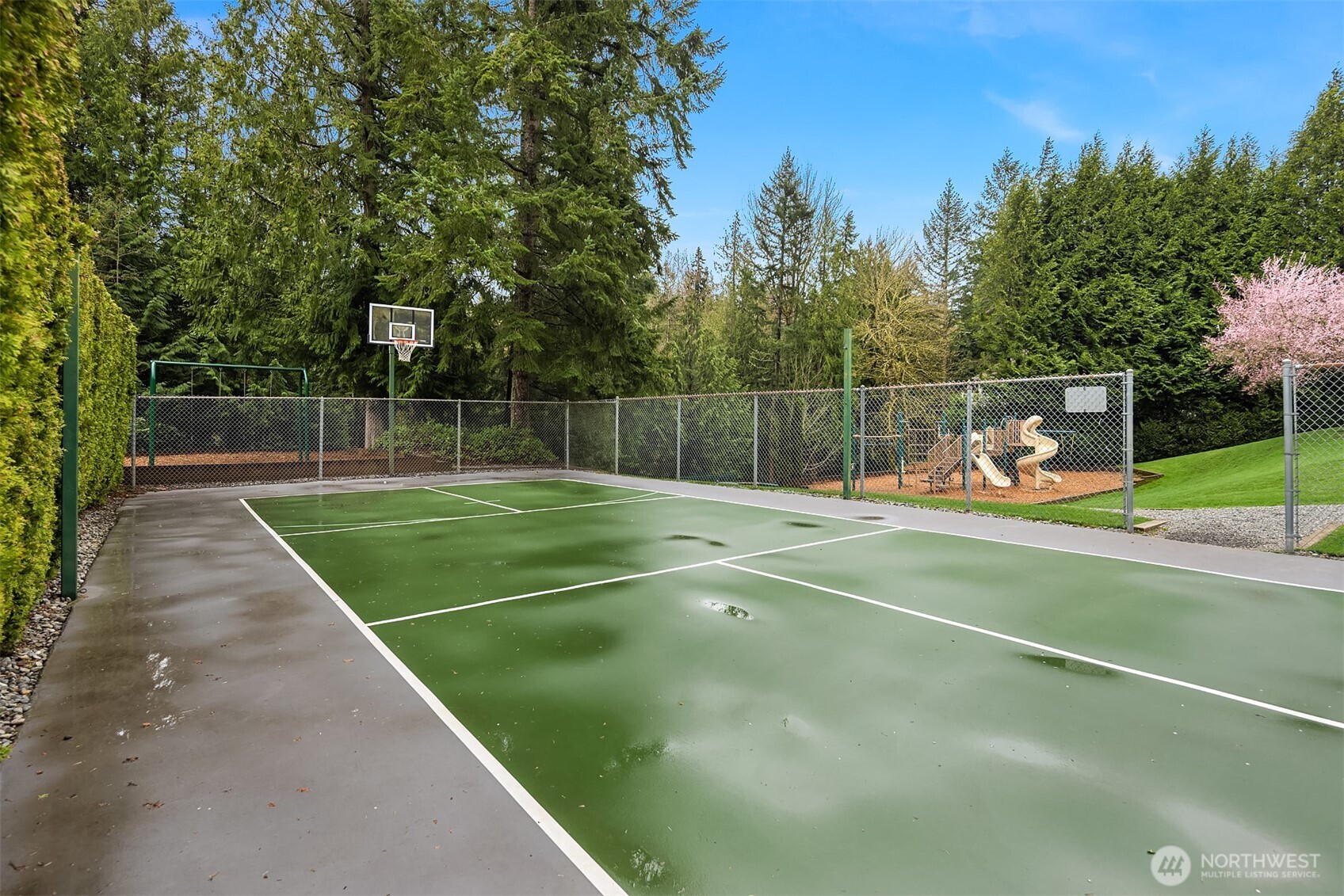 2122 221st Place NE, Sammamish, WA 98074