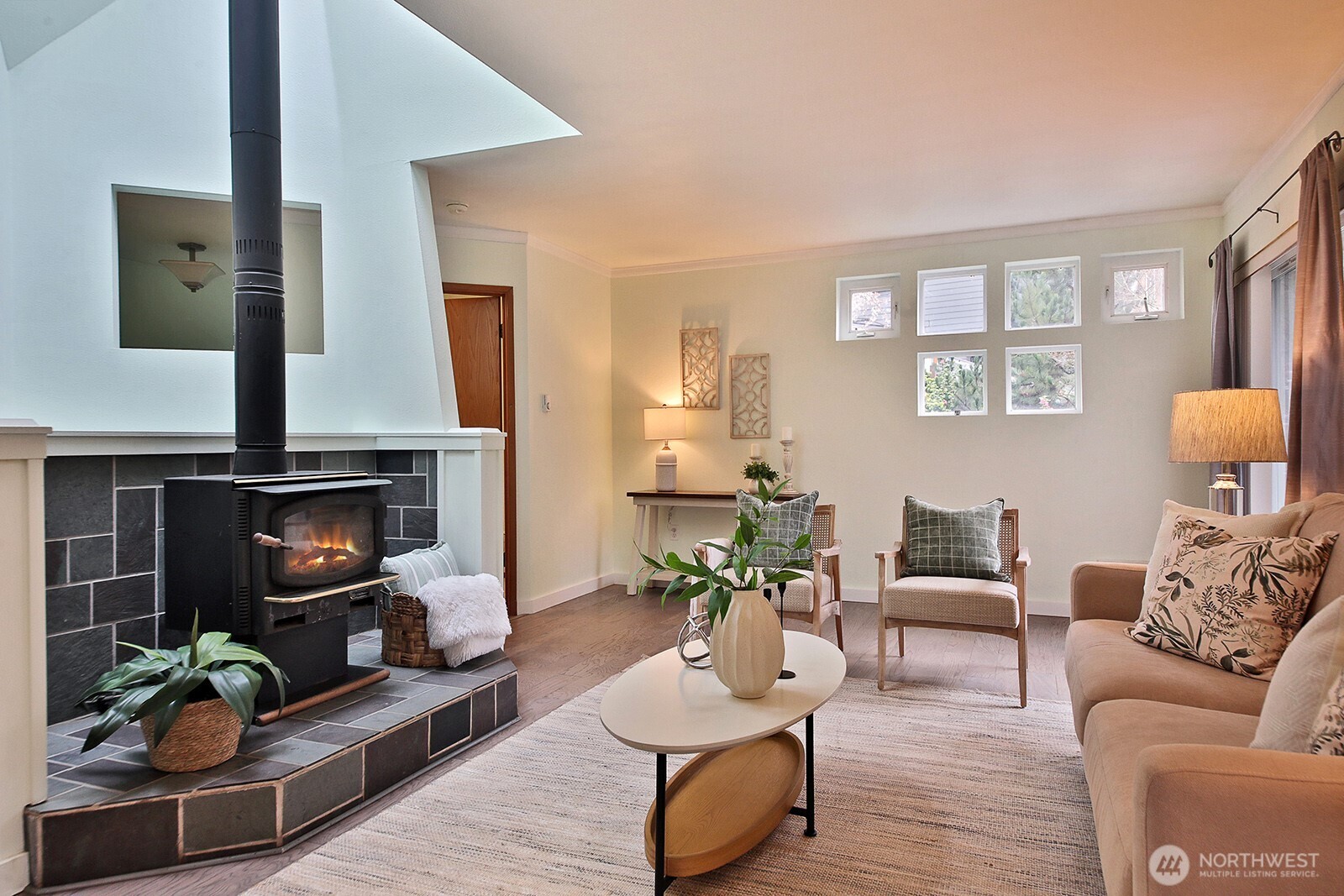 3654 Harper Street , Clinton, WA 98236