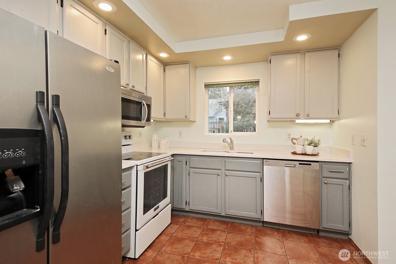 3654 Harper Street , Clinton, WA 98236