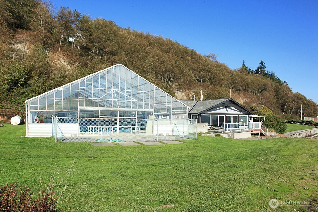 3654 Harper Street , Clinton, WA 98236