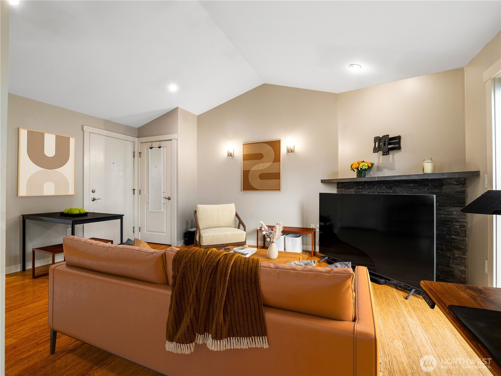 8125 Willows Road NE #B302, Redmond, WA 98052