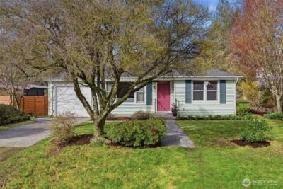 10409 39th Avenue SW, Seattle, WA 98146