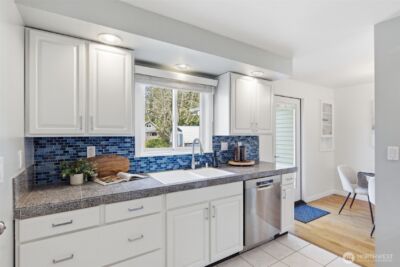 10409 39th Avenue SW, Seattle, WA 98146 - Photo 11