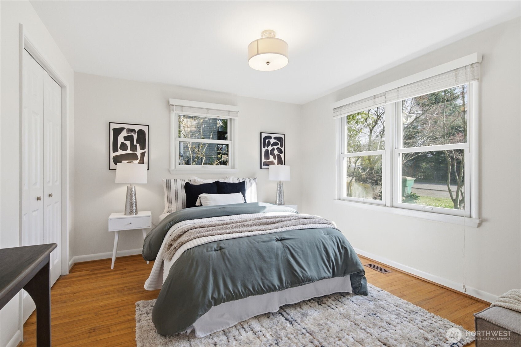 10409 39th Avenue SW, Seattle, WA 98146