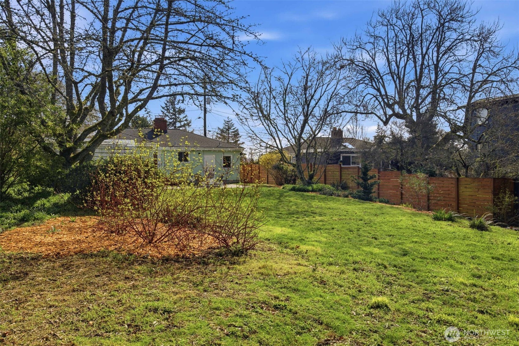 10409 39th Avenue SW, Seattle, WA 98146