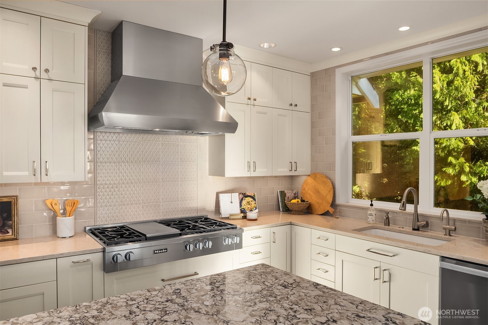 17620 SE 106th Street , Renton, WA 98059-5332