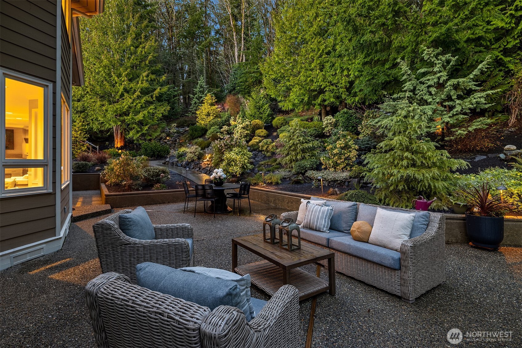 17620 SE 106th Street , Renton, WA 98059-5332