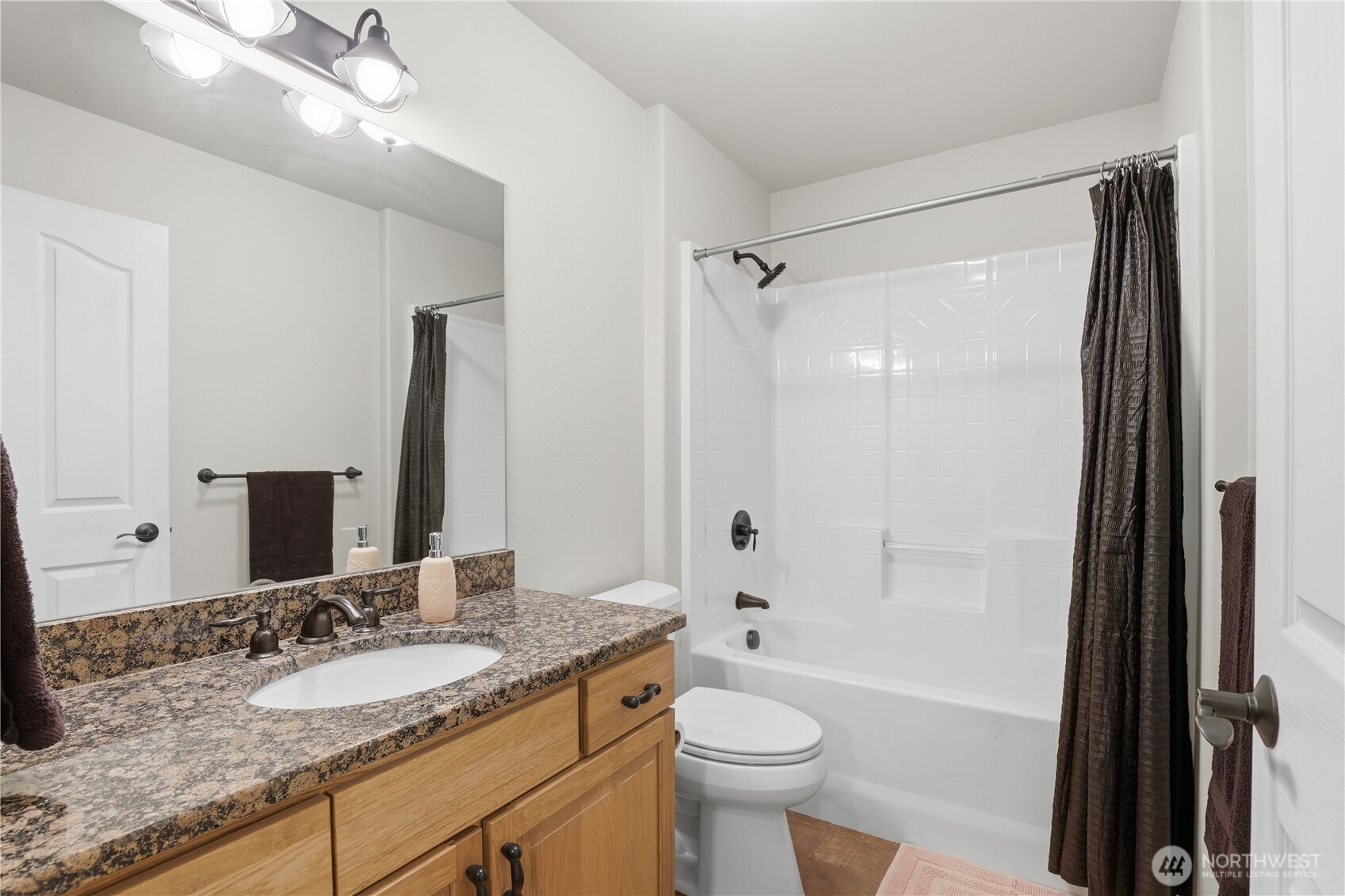 803 S Willow Street #202, Ellensburg, WA 98926