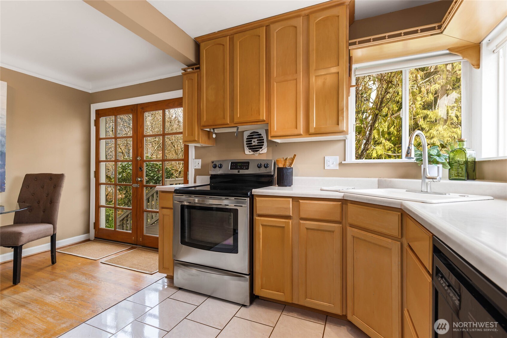 1712 NE 86th , Seattle, WA 98115