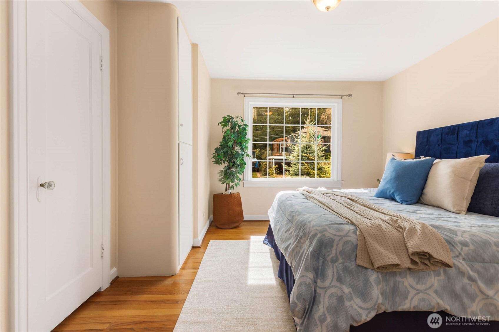 1712 NE 86th , Seattle, WA 98115