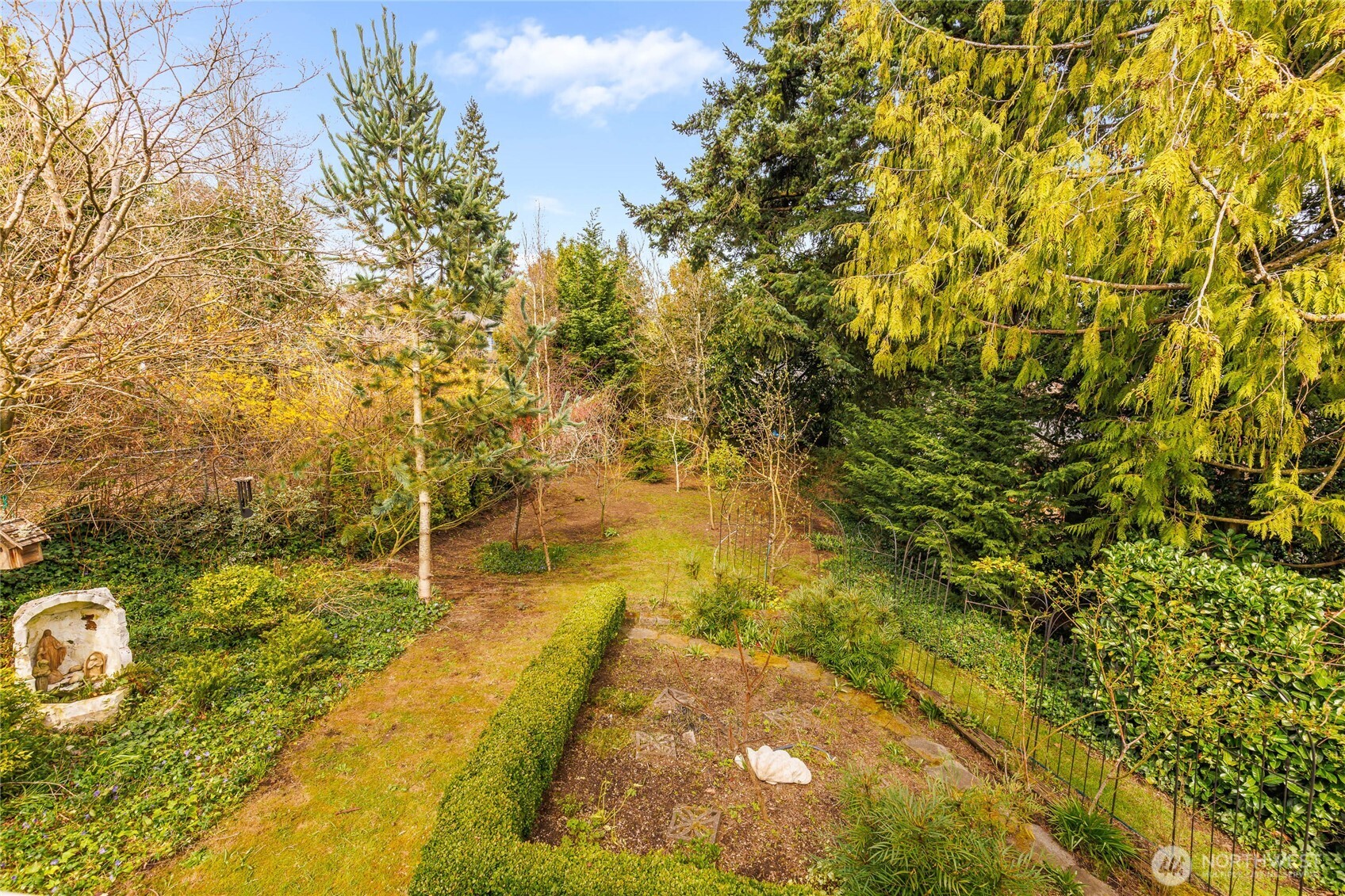 1712 NE 86th , Seattle, WA 98115