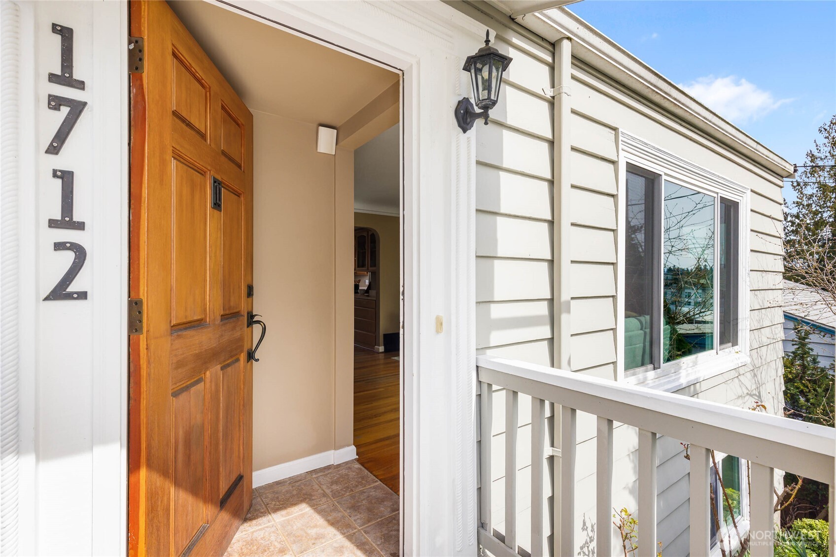 1712 NE 86th , Seattle, WA 98115