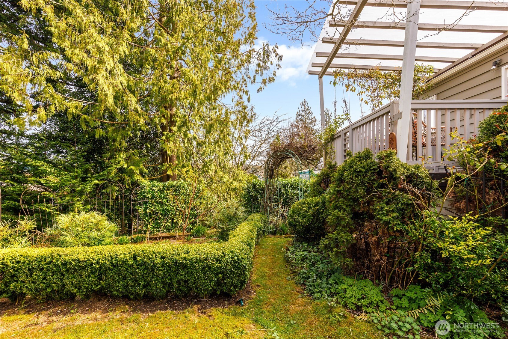 1712 NE 86th , Seattle, WA 98115