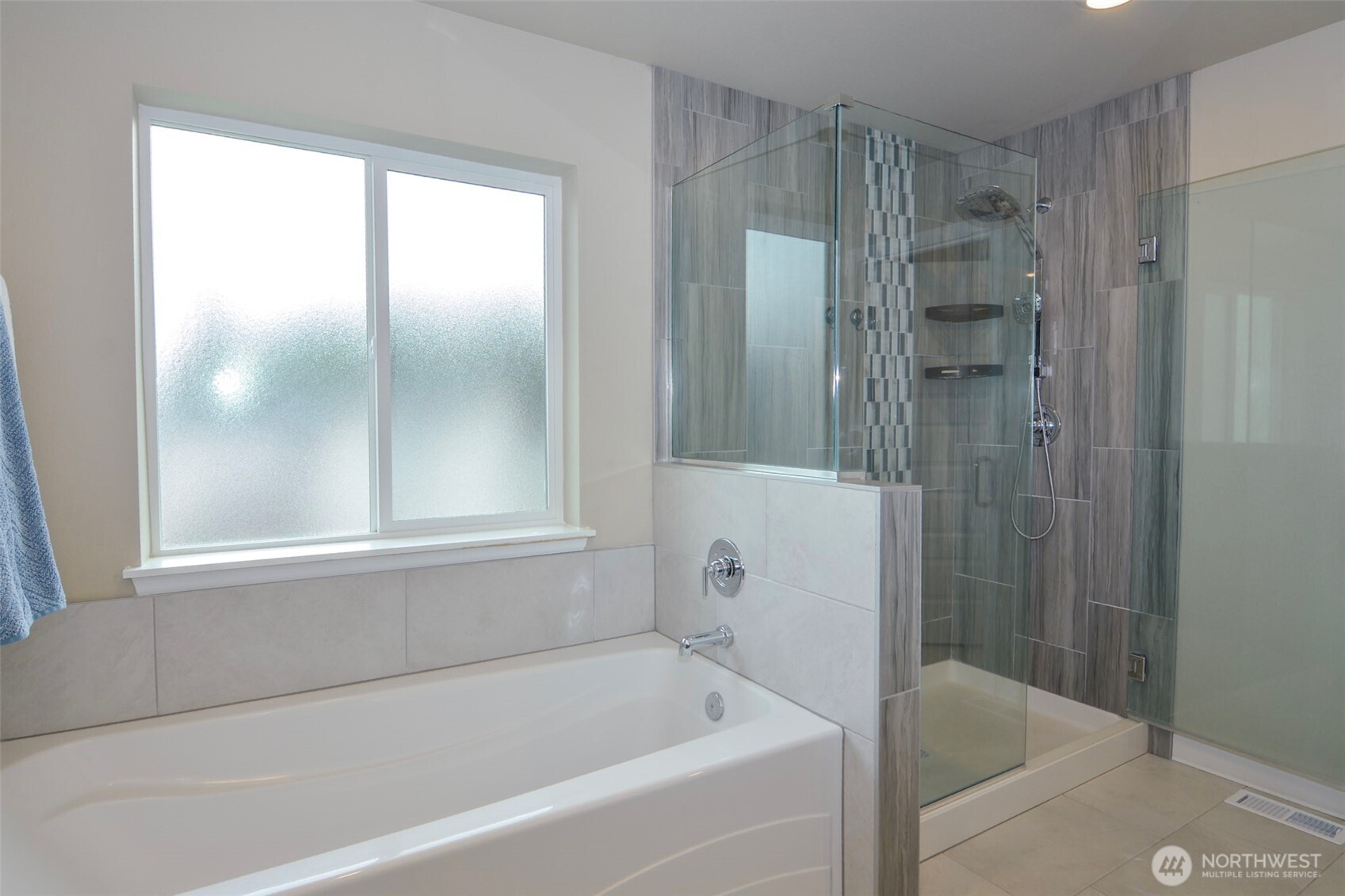 12926 178th Street Ct E, Puyallup, WA 98374