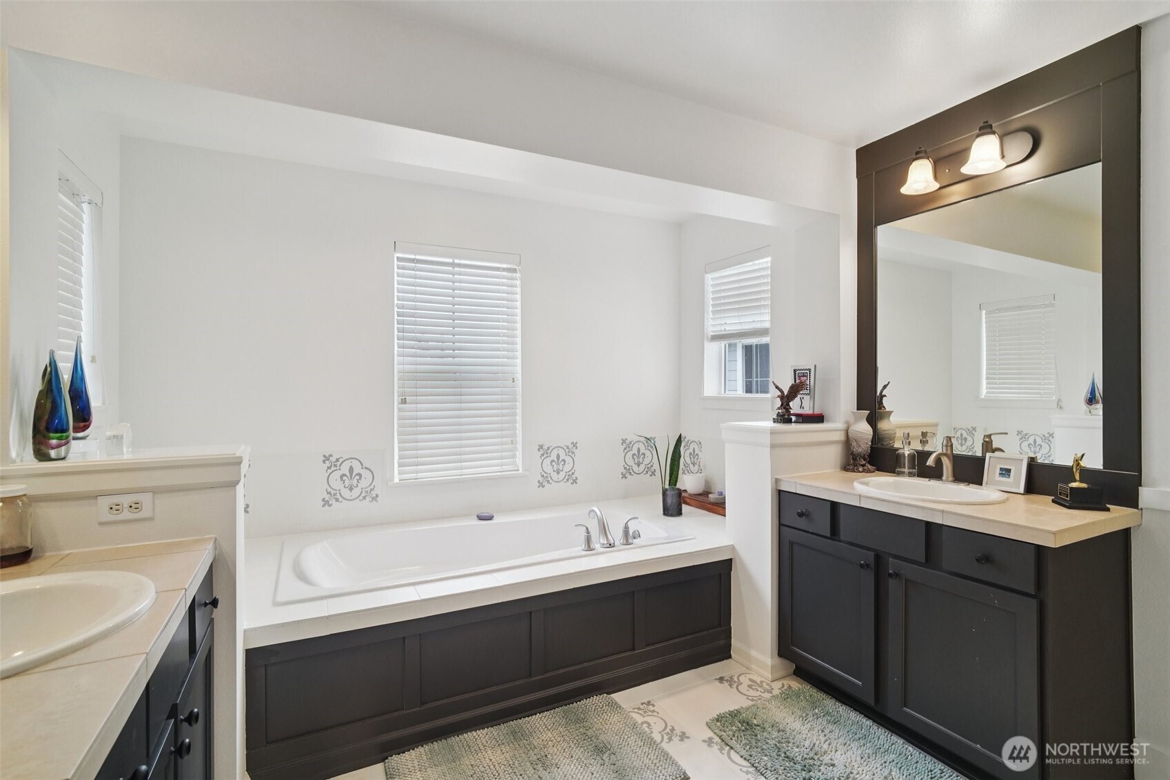 13916 SE 86th Street , Newcastle, WA 98059