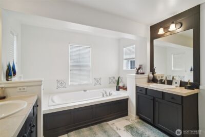 13916 SE 86th Street , Newcastle, WA 98059 - Photo 37