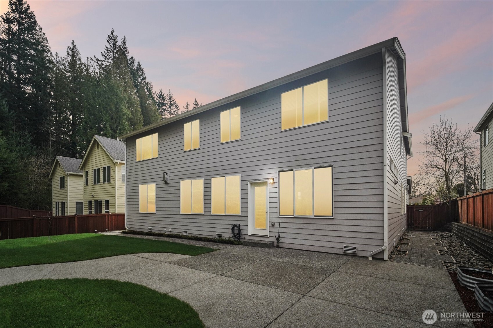 13916 SE 86th Street , Newcastle, WA 98059