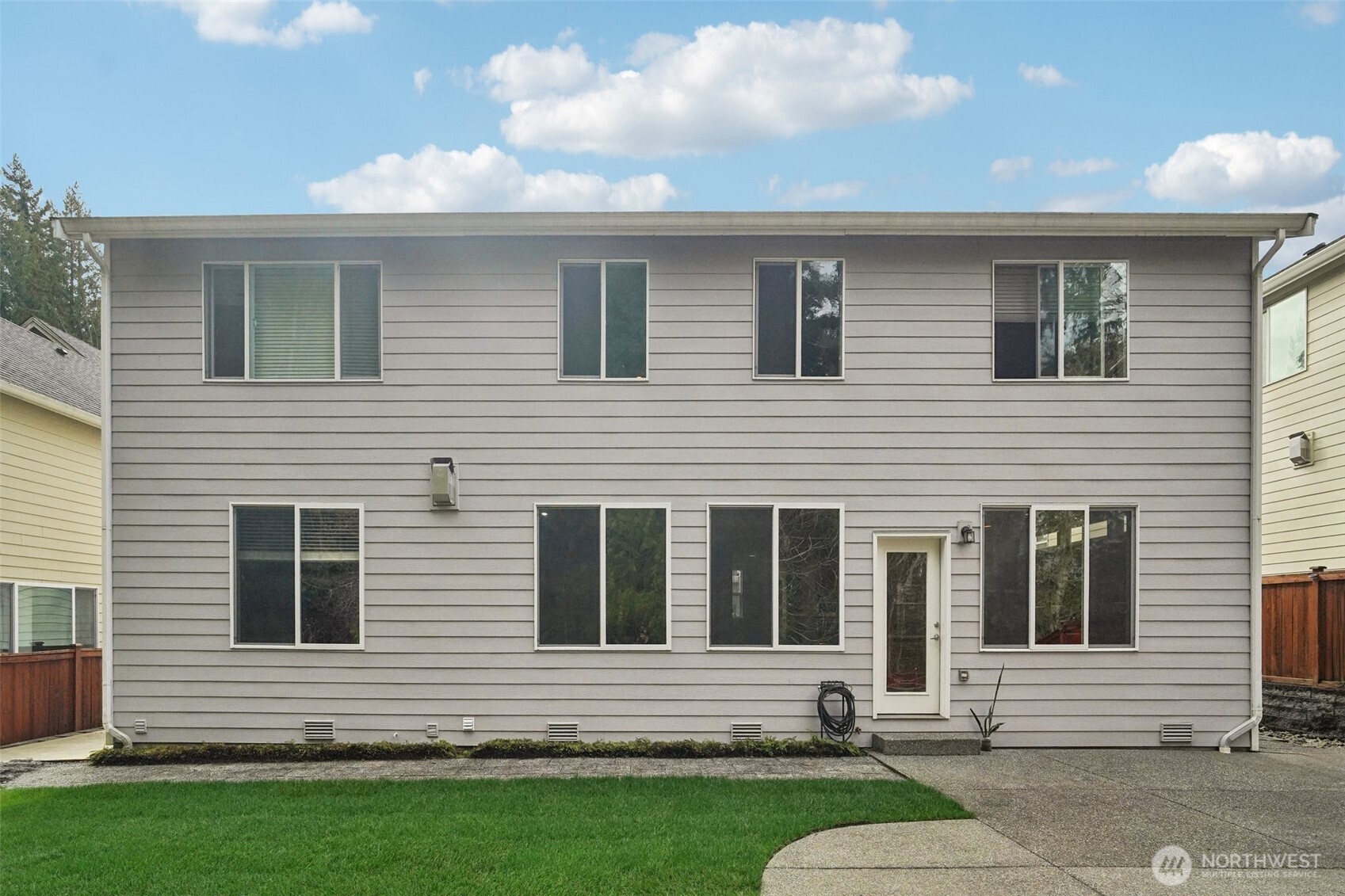 13916 SE 86th Street , Newcastle, WA 98059