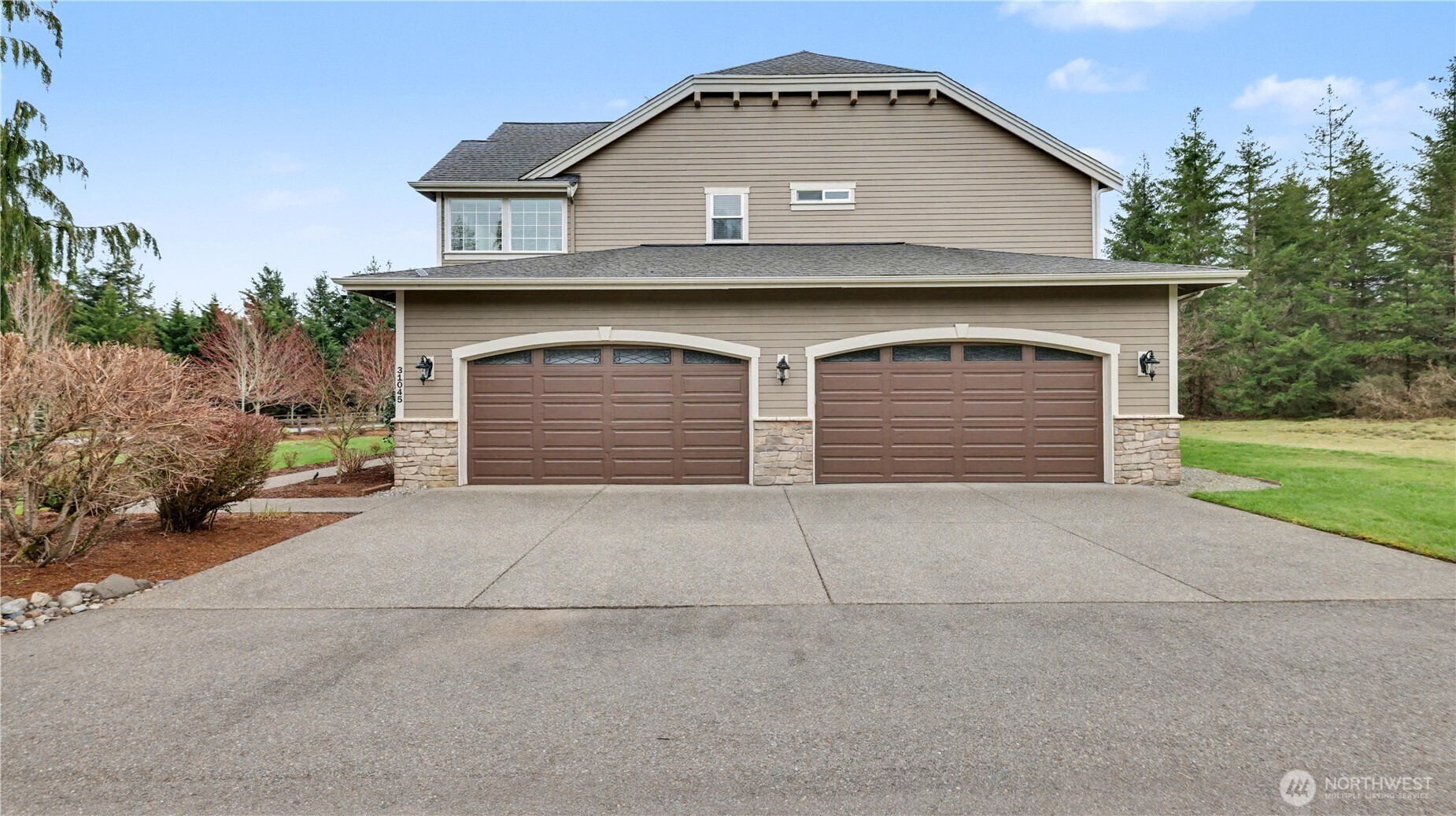 31045 219th Way SE, Black Diamond, WA 98010