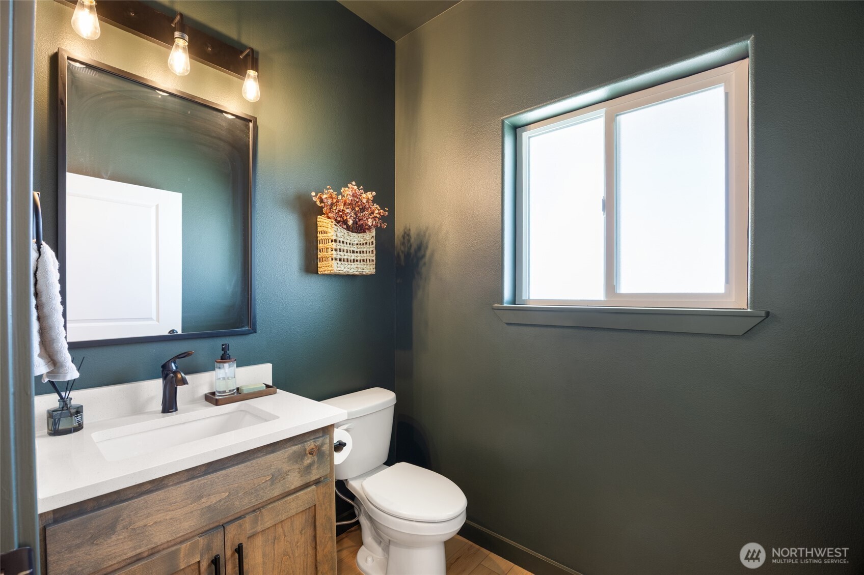 2376 Chelan Street , Ephrata, WA 98823