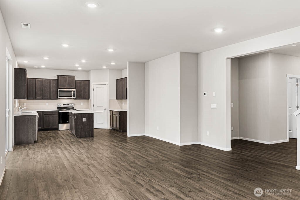 14764 56th Avenue Ct E #13, Puyallup, WA 98375