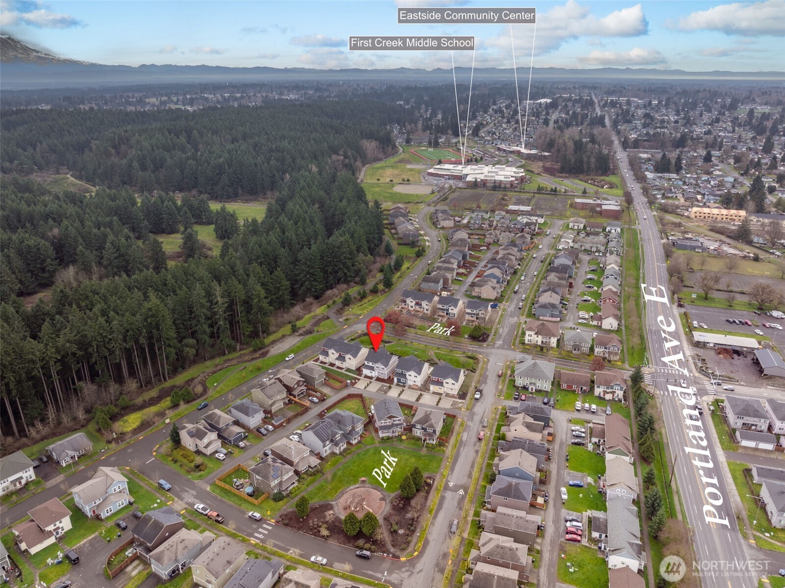 4749 Court R , Tacoma, WA 98404