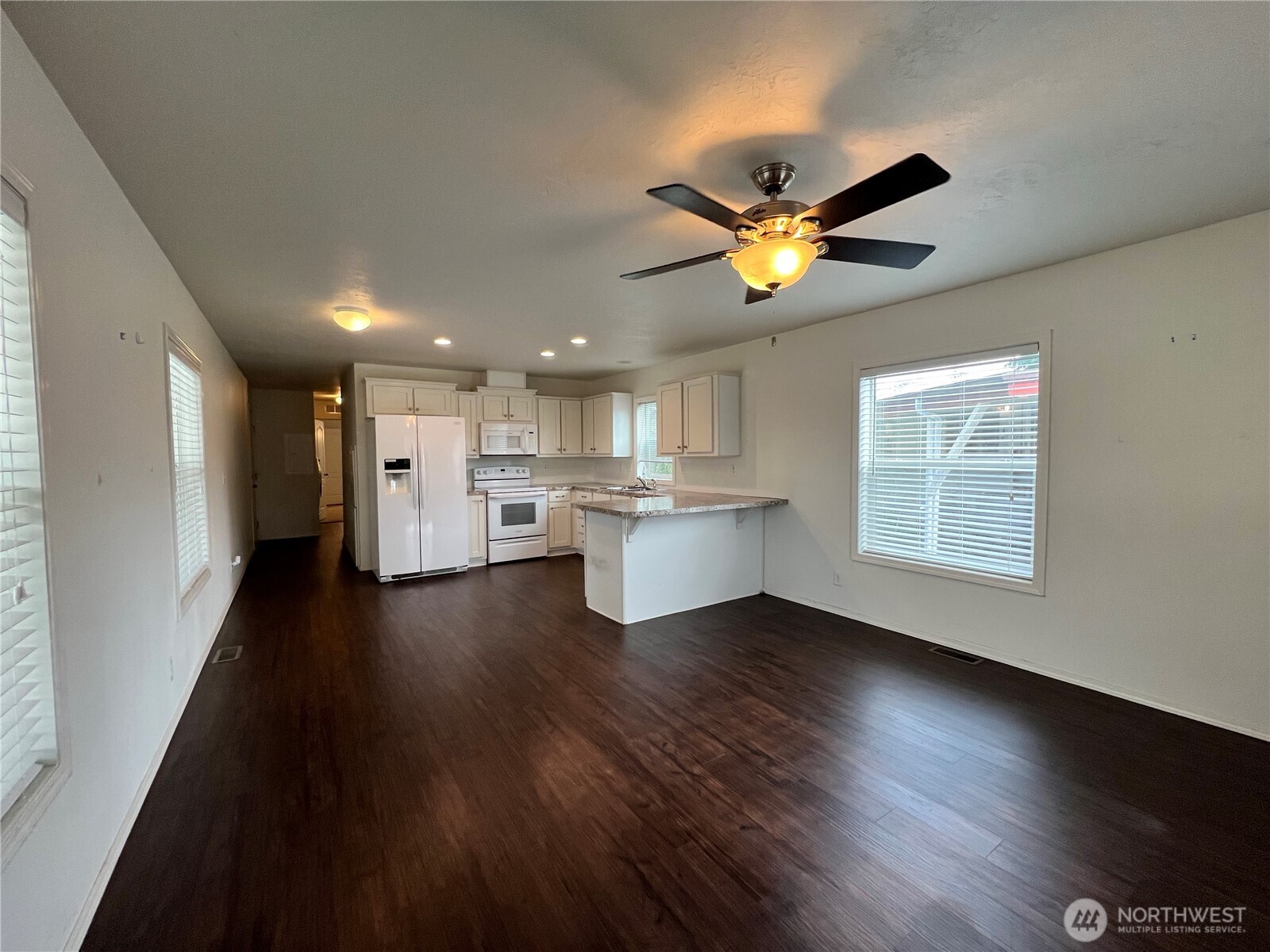 2101 S 324th Street #98, Federal Way, WA 98003