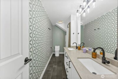 104 Pennsylvania Avenue N, Eatonville, WA 98328 - Photo 18