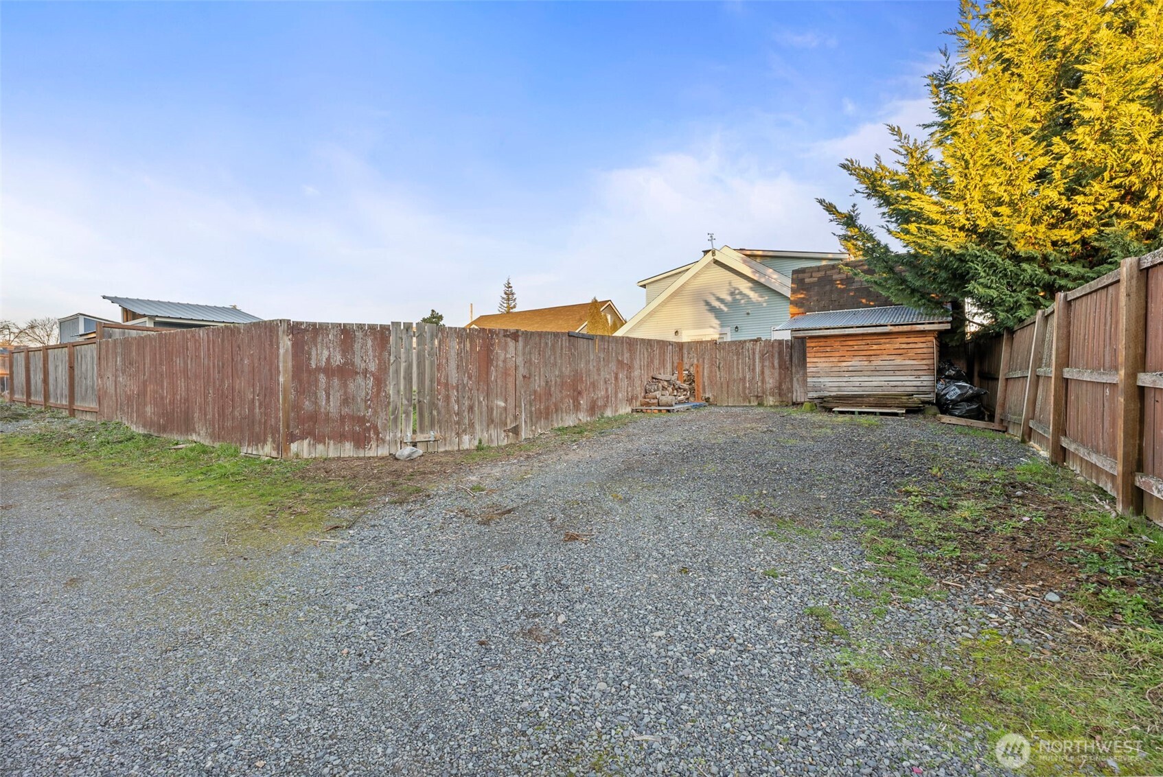 104 Pennsylvania Avenue N, Eatonville, WA 98328