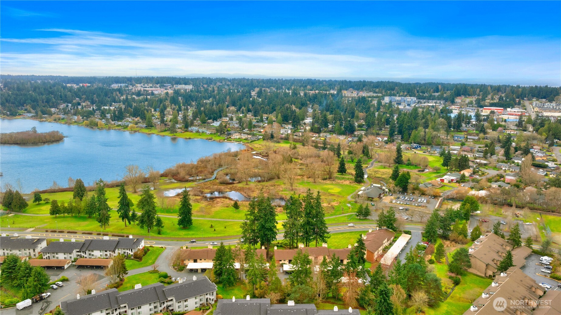 23305 Lakeview Drive #C204, Mountlake Terrace, WA 98043