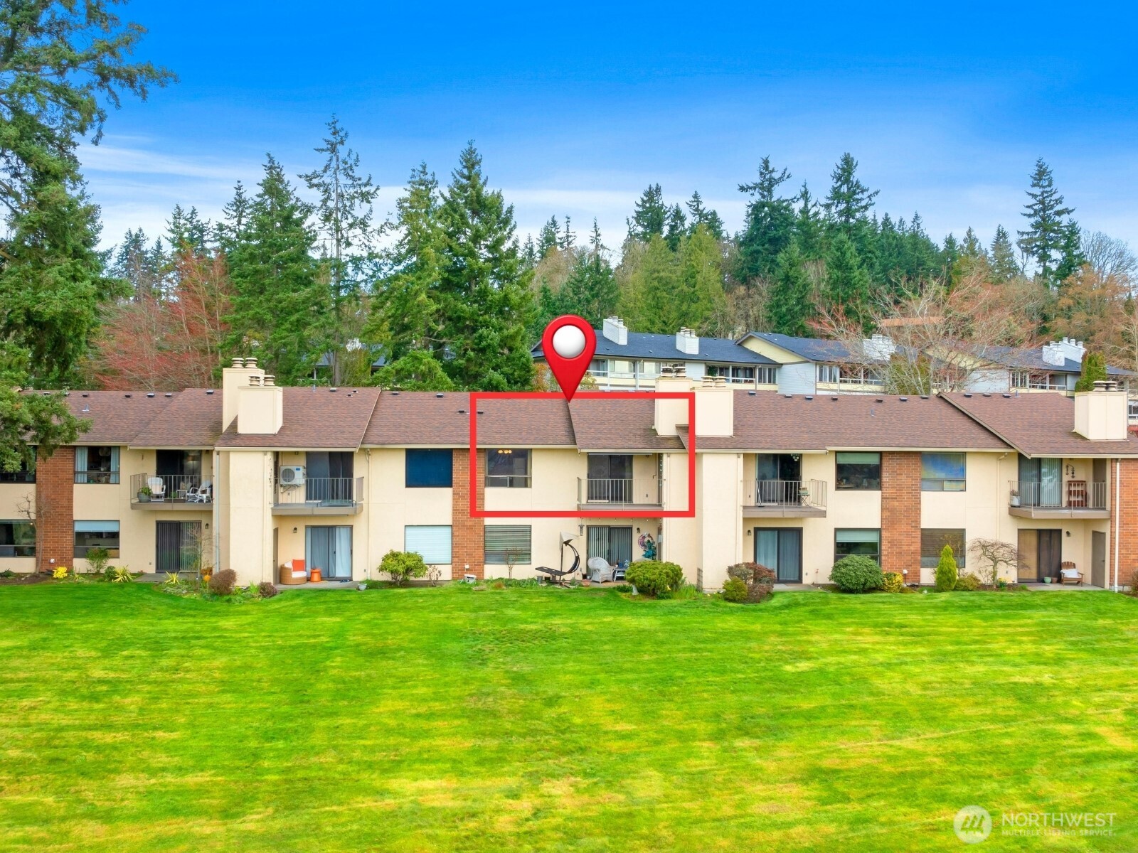 23305 Lakeview Drive #C204, Mountlake Terrace, WA 98043