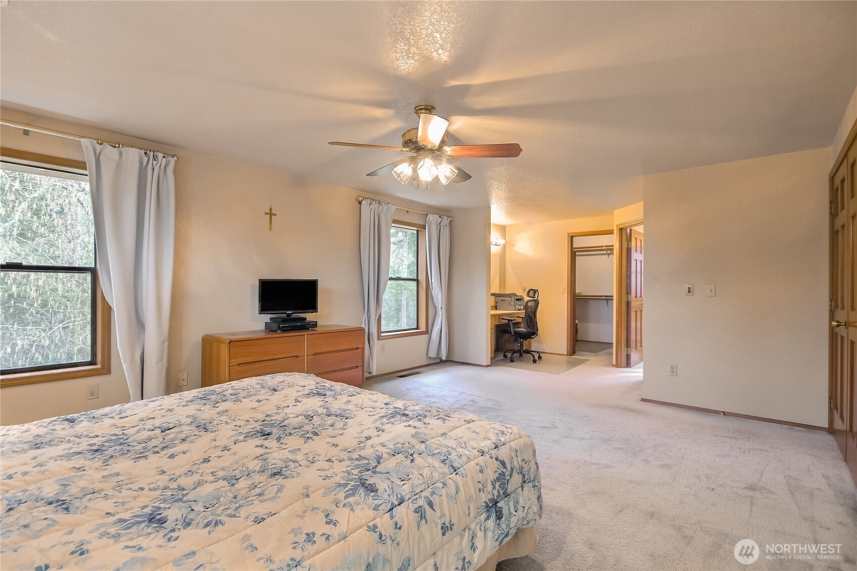 32026 11th Avenue SW, Federal Way, WA 98023