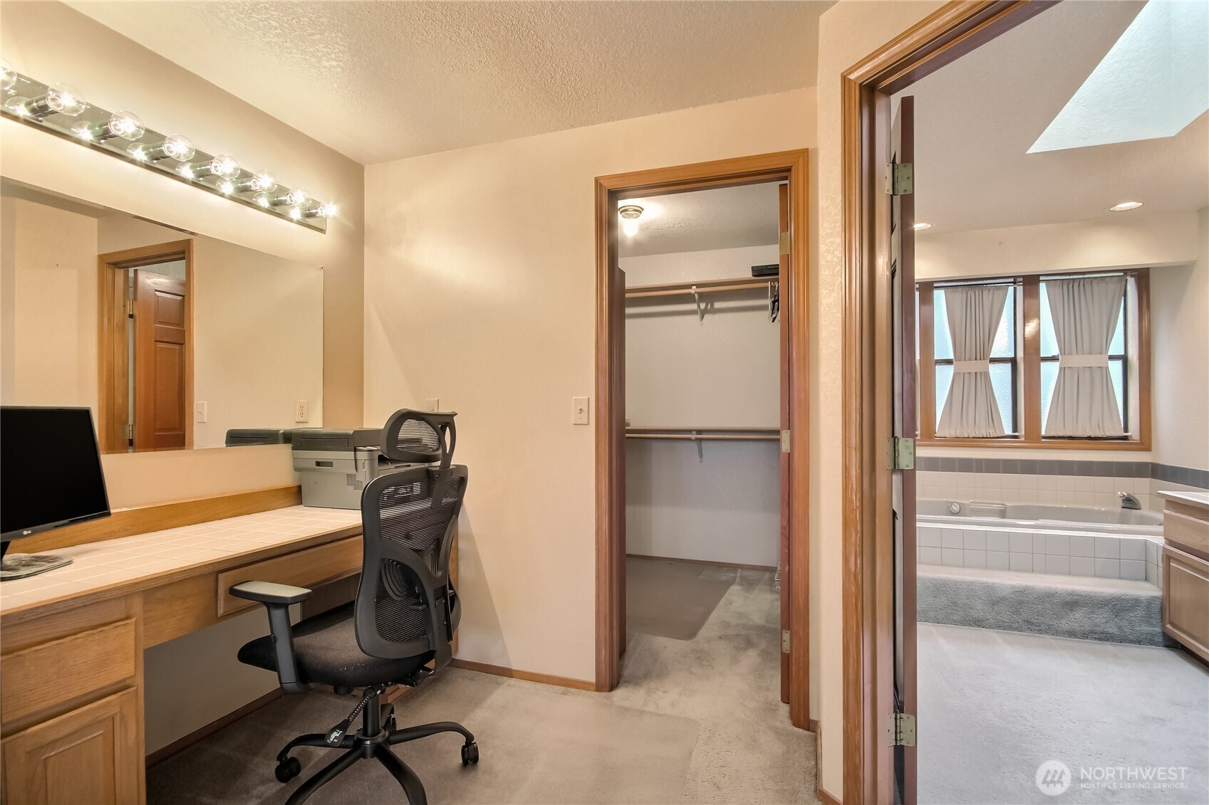 32026 11th Avenue SW, Federal Way, WA 98023