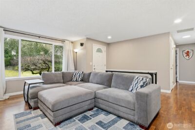 721 15th Avenue SE, Puyallup, WA 98372 - Photo 4