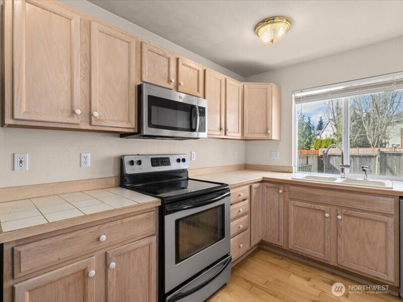 14012 50th Dr SE , Snohomish, WA 98296