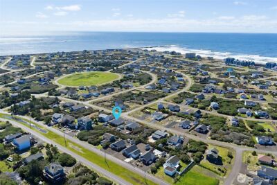 1298 Storm King Avenue SW, Ocean Shores, WA 98569 - Photo 4