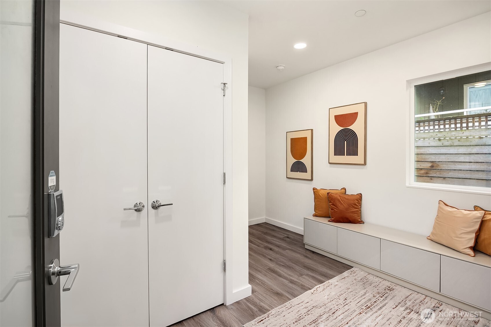 12526 15th Avenue NE #D, Seattle, WA 98125