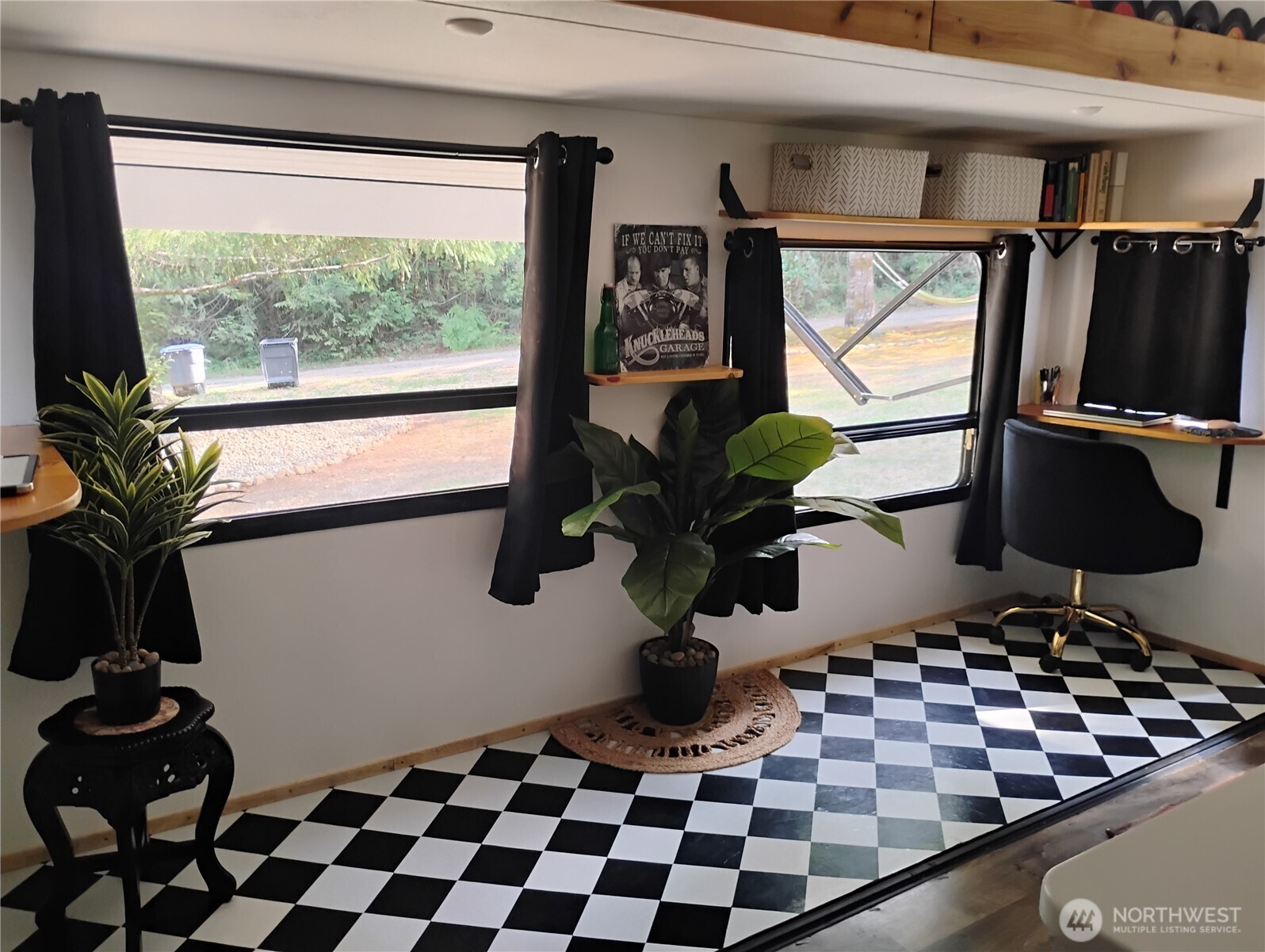 680 N Triton Heights Road , Lilliwaup, WA 98555