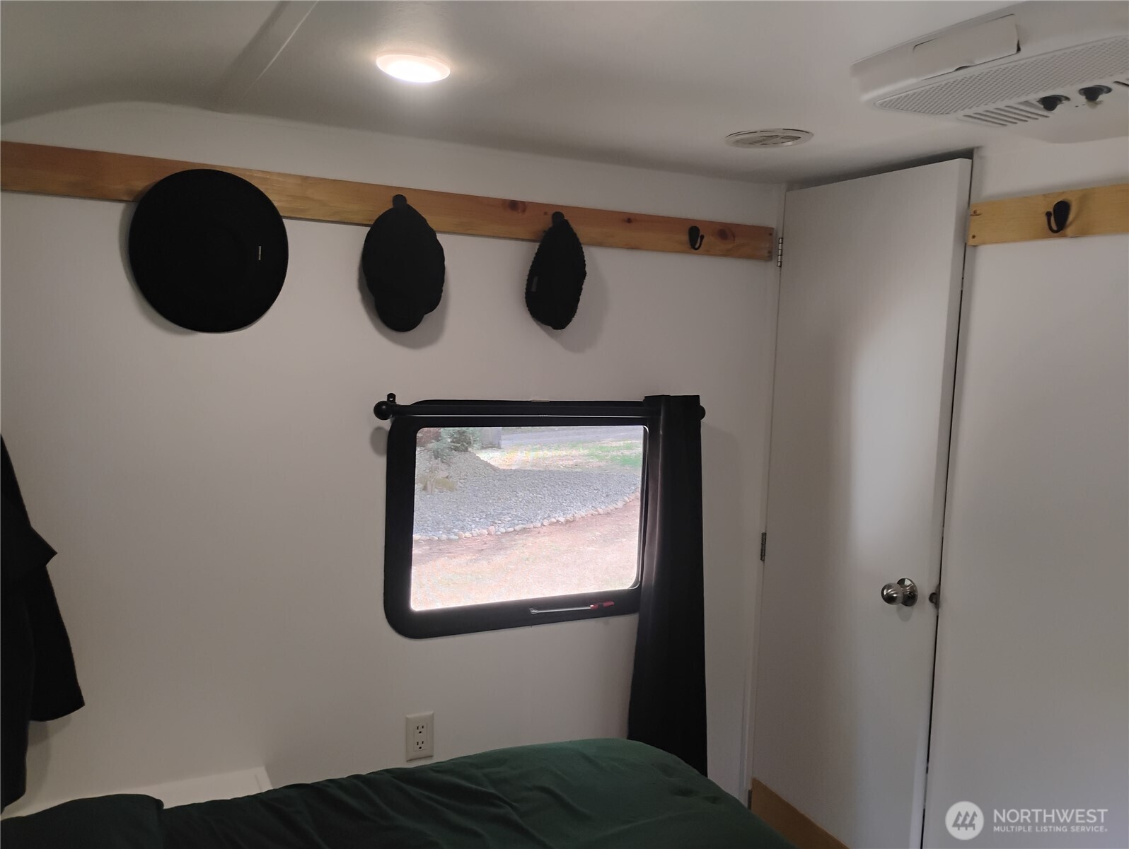 680 N Triton Heights Road , Lilliwaup, WA 98555