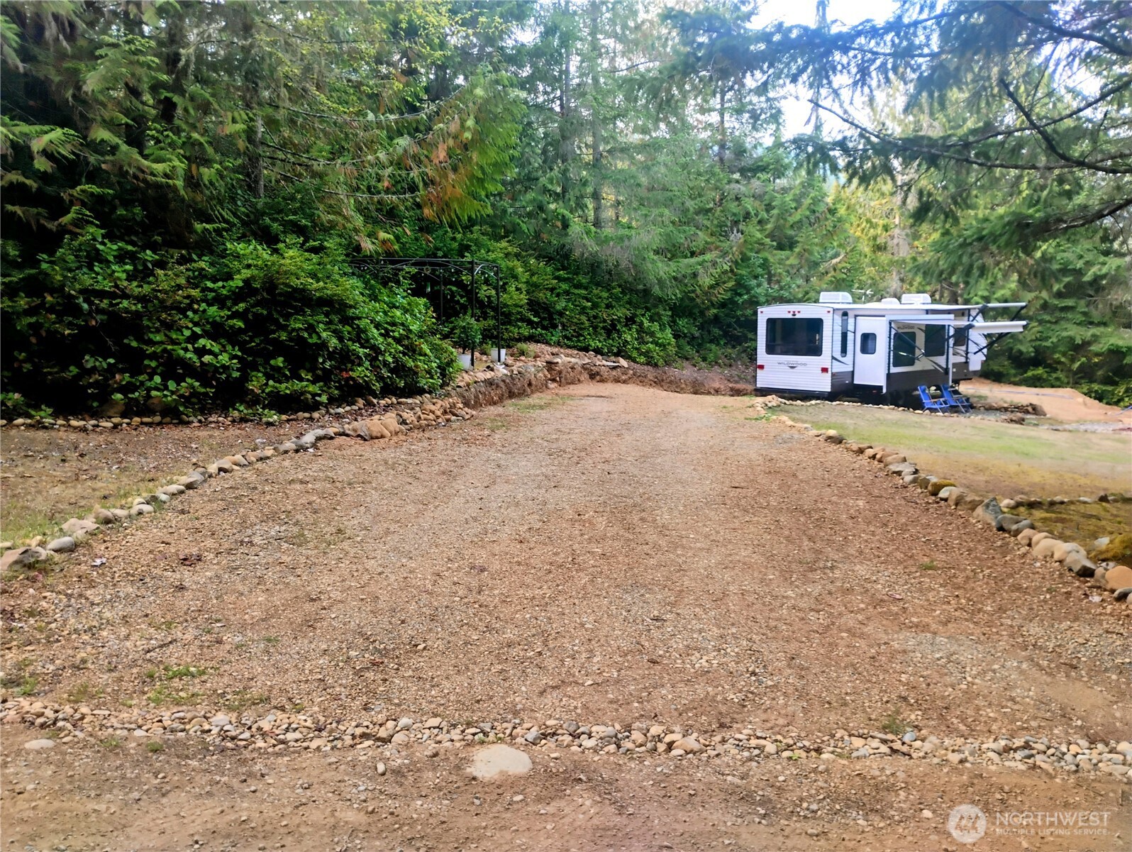 680 N Triton Heights Road , Lilliwaup, WA 98555