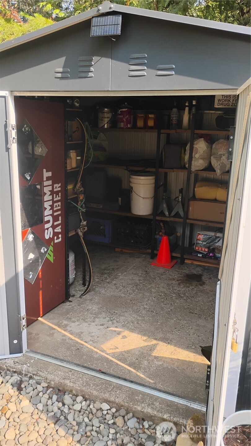 680 N Triton Heights Road , Lilliwaup, WA 98555