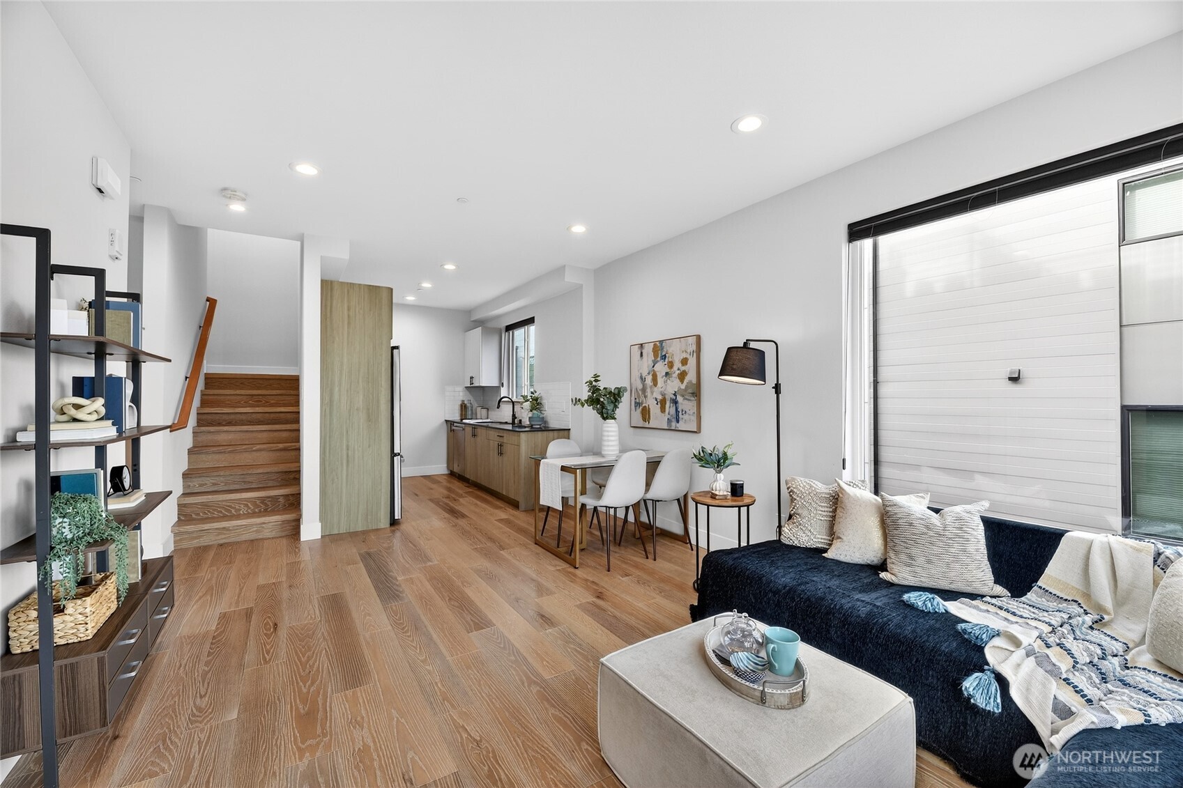 6543 35th Avenue SW #B, Seattle, WA 98126