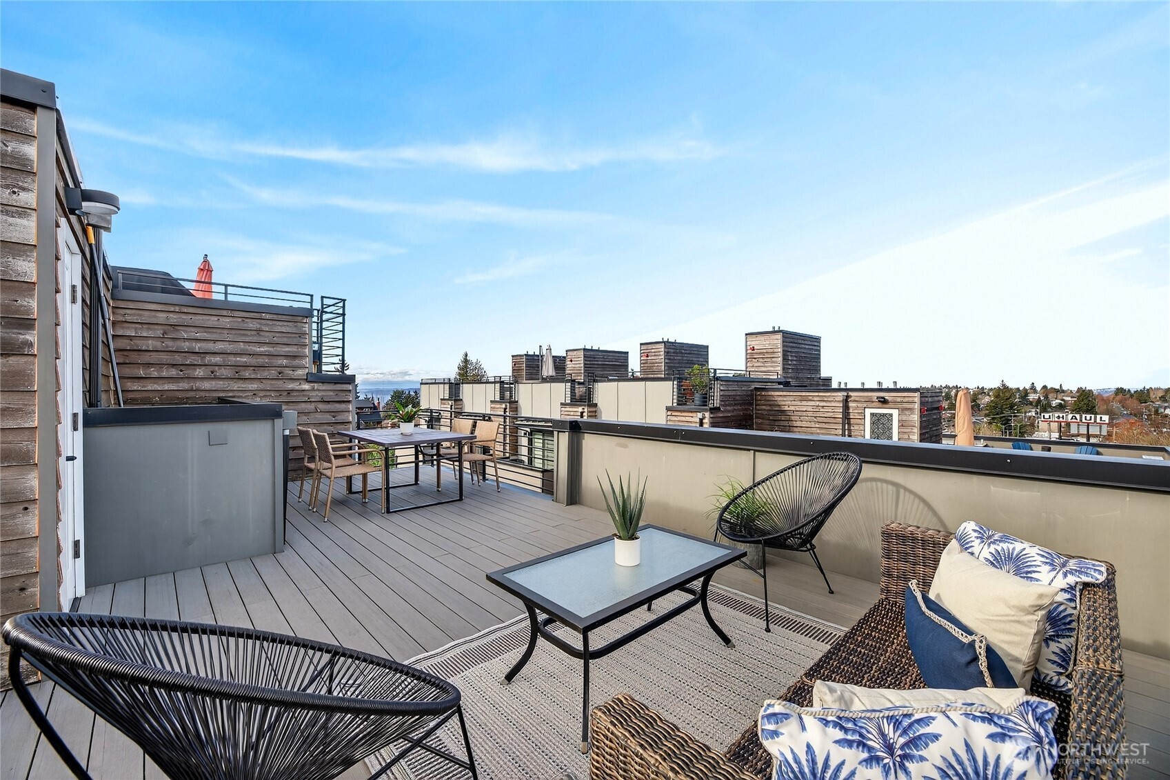 6543 35th Avenue SW #B, Seattle, WA 98126