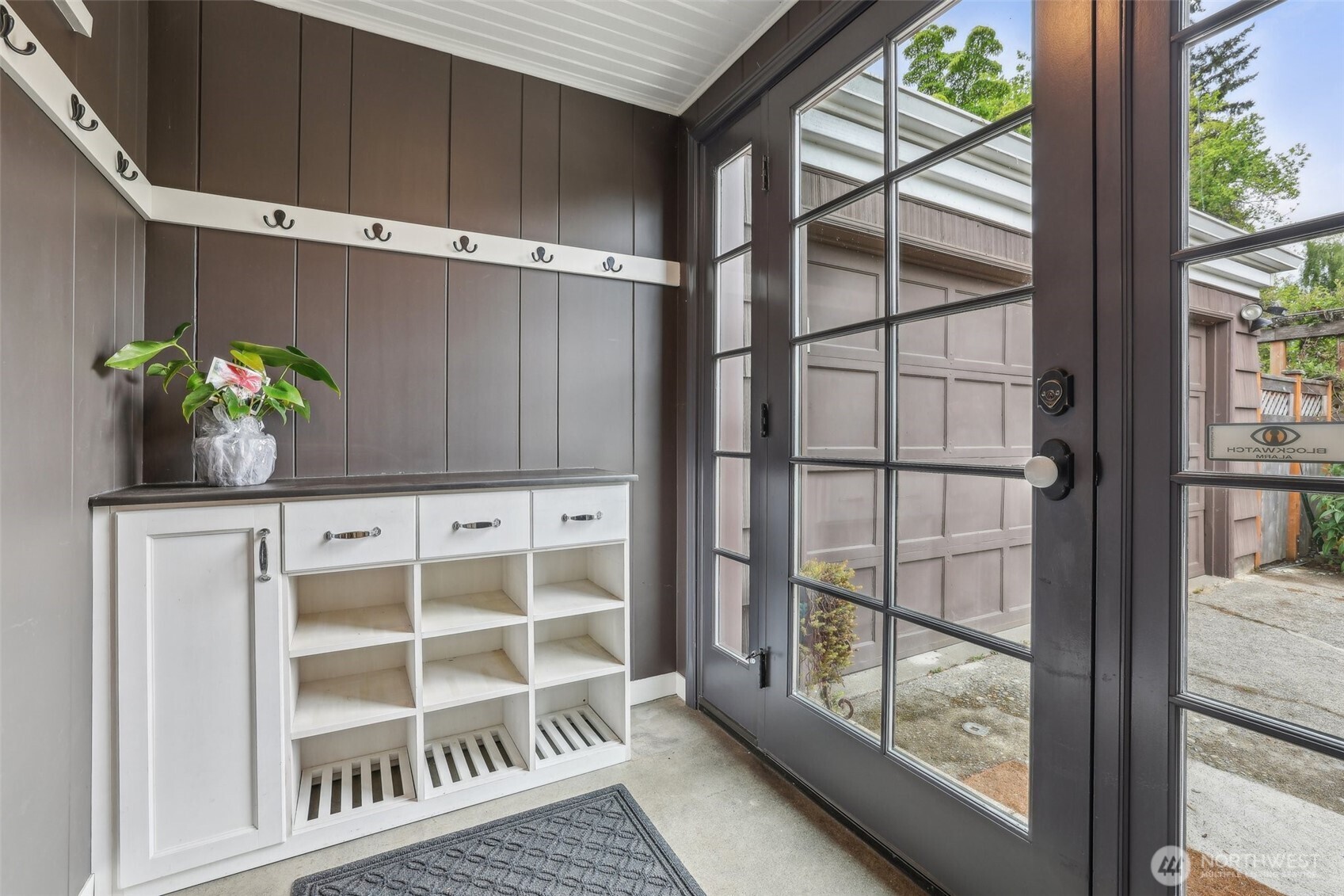 16255 38th Avenue NE, Lake Forest Park, WA 98155