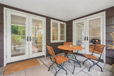 16255 38th Avenue NE, Lake Forest Park, WA 98155 - Photo 18