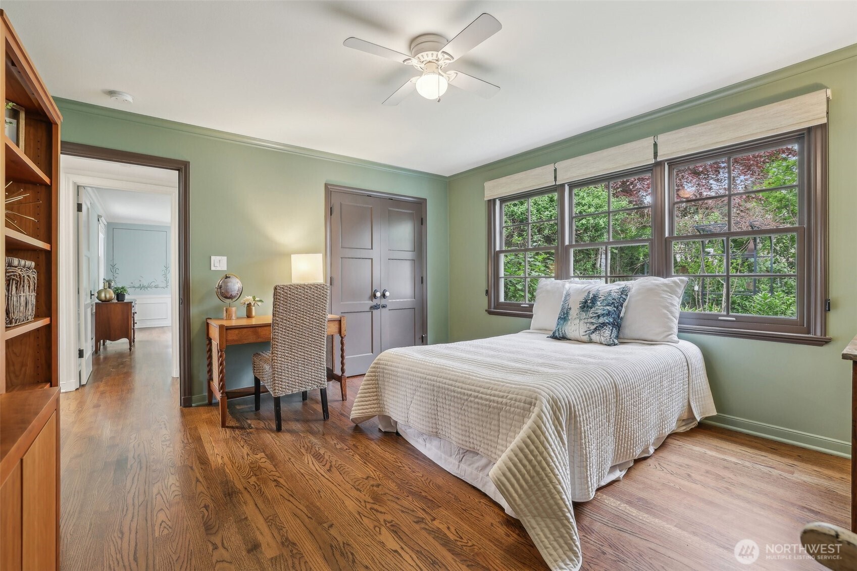 16255 38th Avenue NE, Lake Forest Park, WA 98155