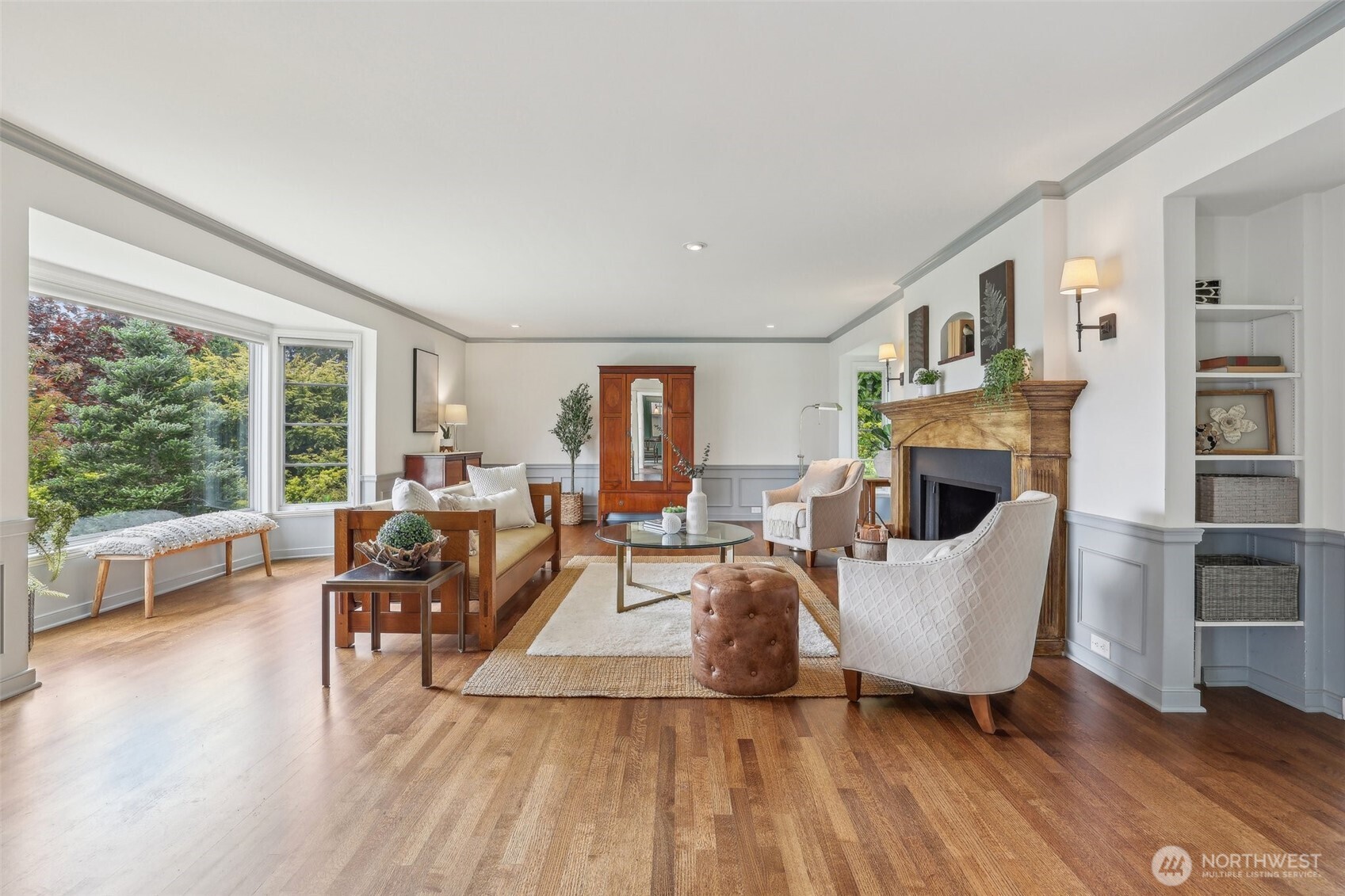 16255 38th Avenue NE, Lake Forest Park, WA 98155