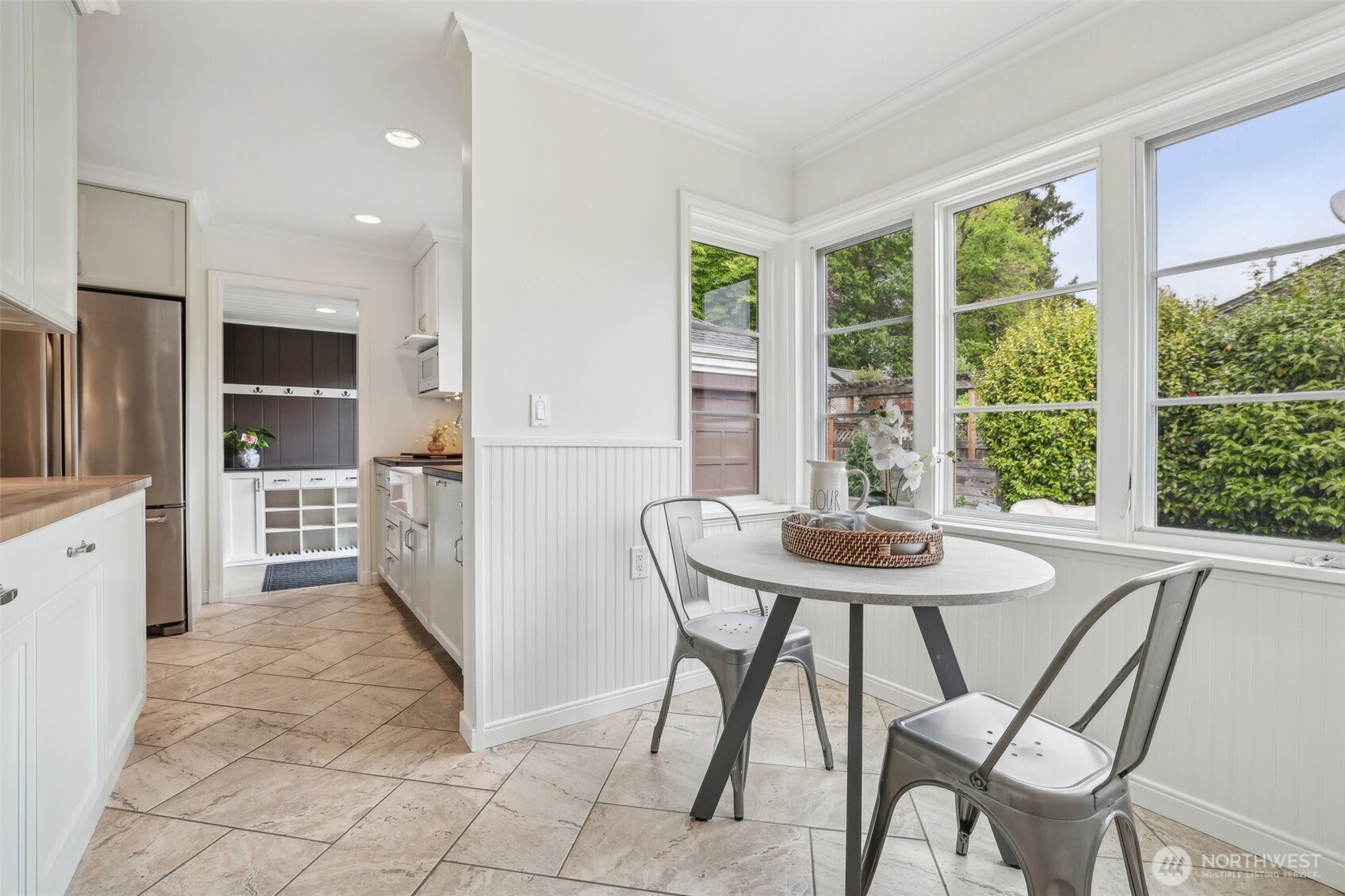 16255 38th Avenue NE, Lake Forest Park, WA 98155