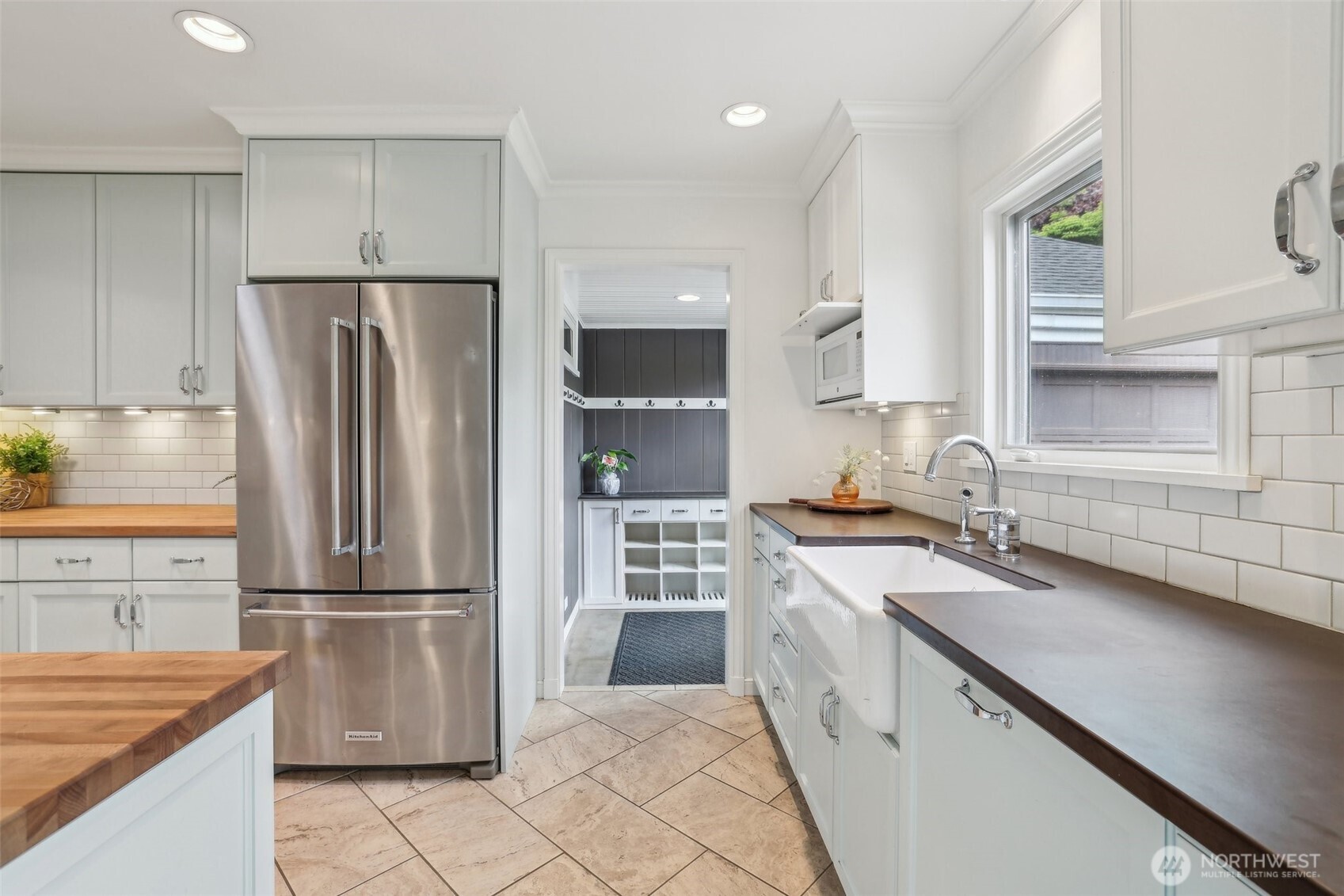 16255 38th Avenue NE, Lake Forest Park, WA 98155